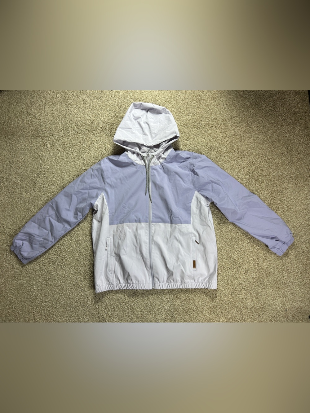Voyager Women’s Lavender & White Colorblock Hooded Windbreaker Size Medium